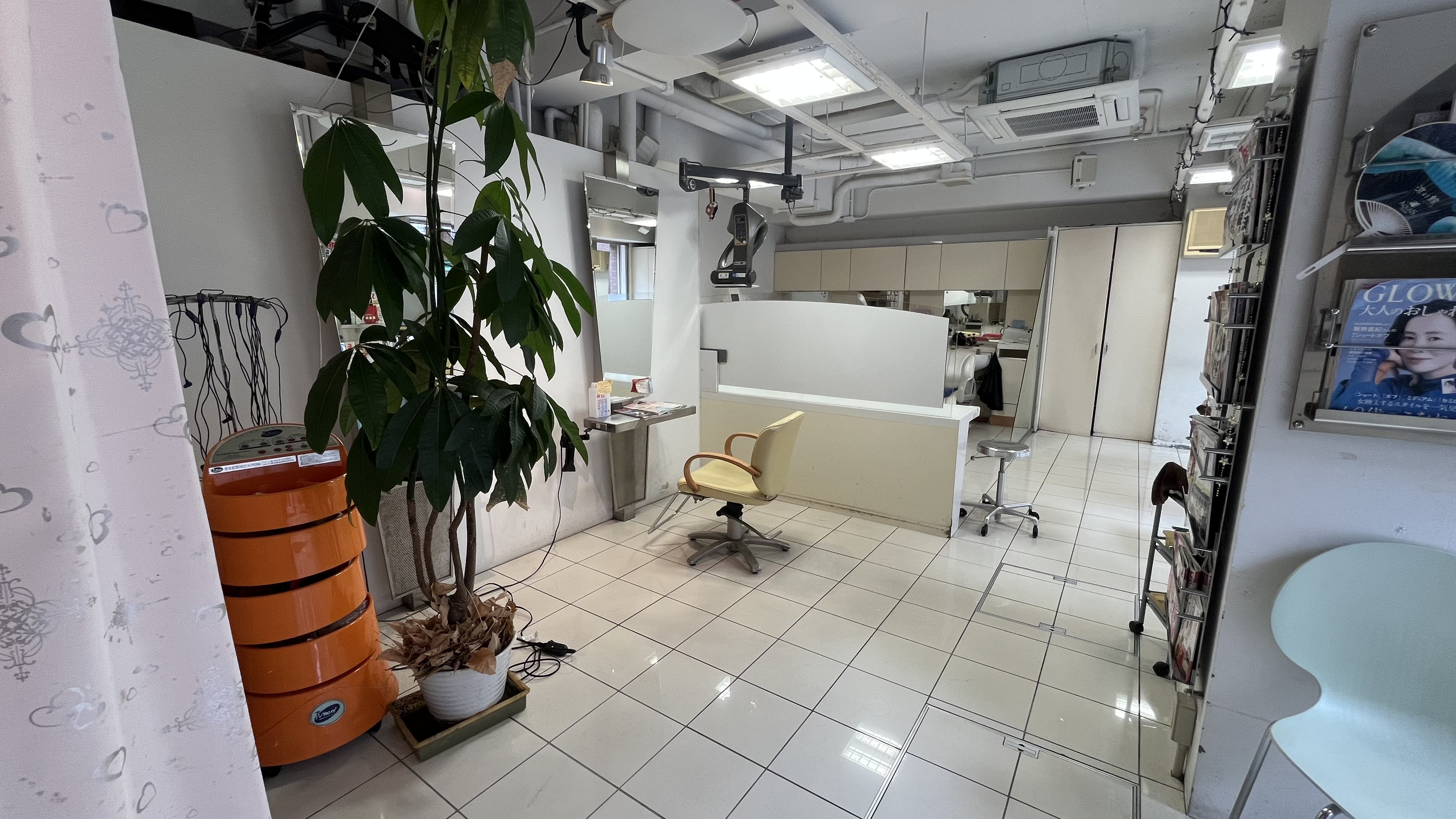 美容室FIZZ 上星川